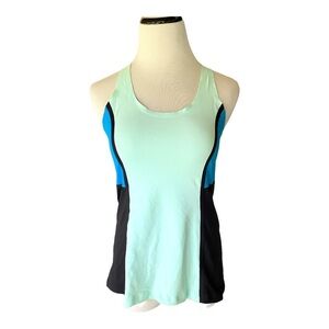 Lululemon tank sz 8 slimming effect